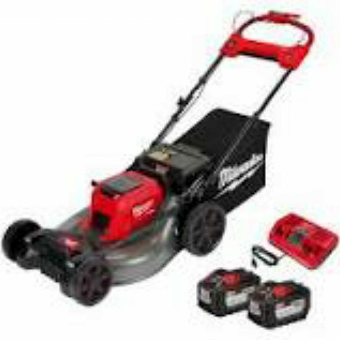 Long Awaited Milwaukee Mower Is A Reality! M18 Fuel 53 Cm Self Propelled Dual Battery Mower 2823-22HD